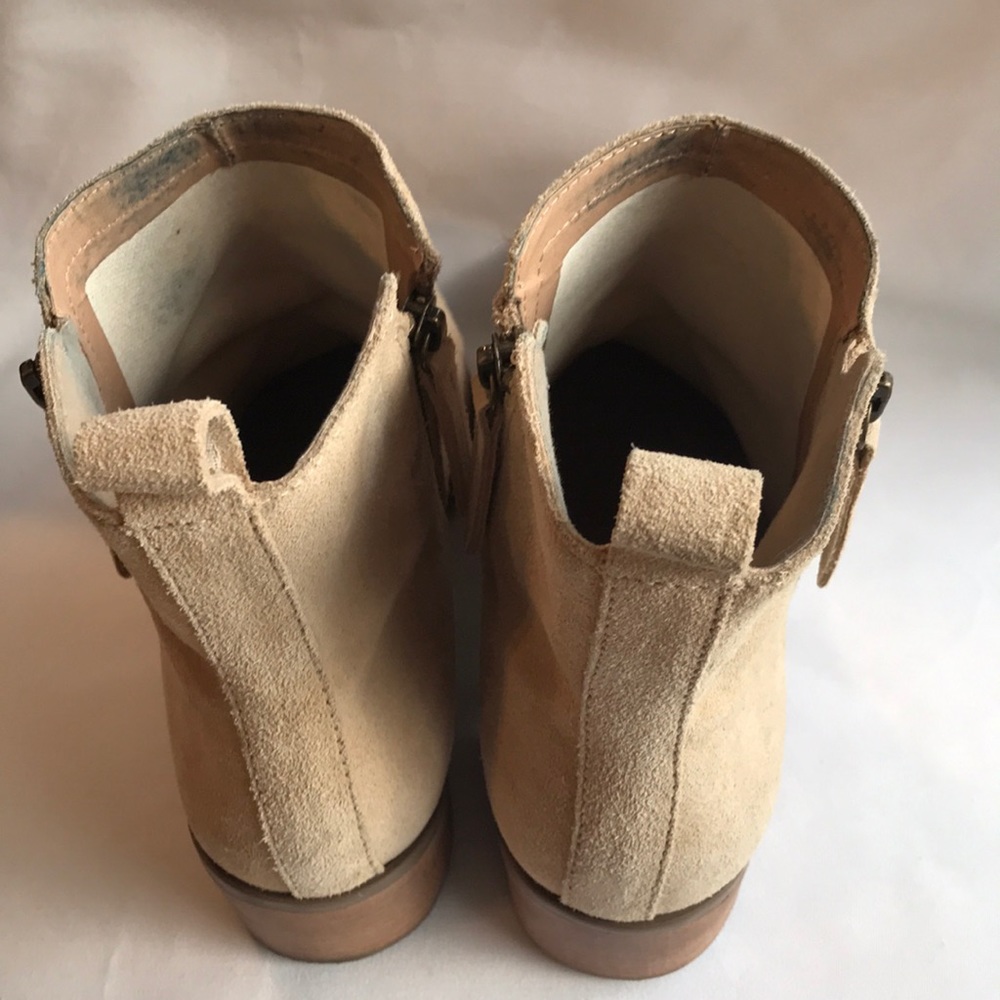 Savannah Bootie Coconuts By Matisse Gem